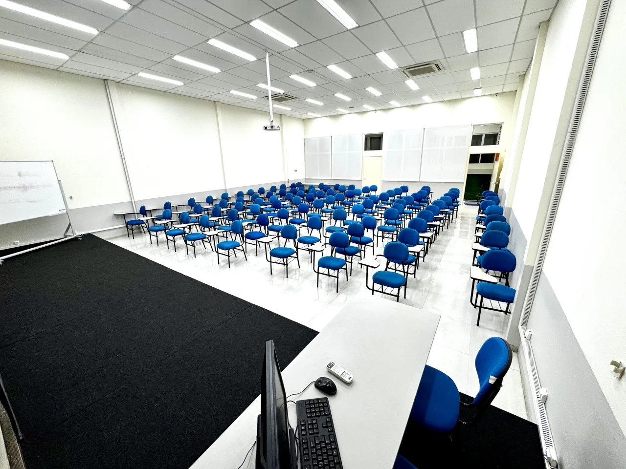 AUDITÓRIO H11